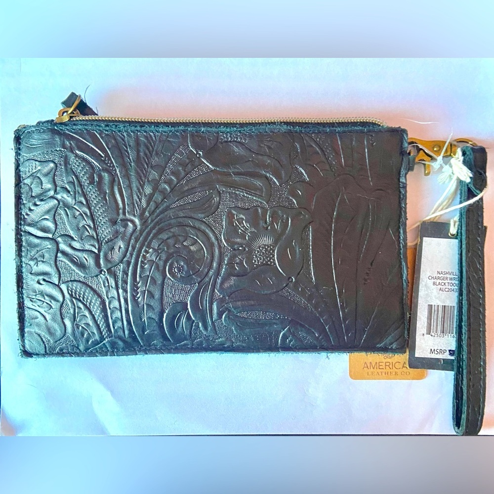 American Leather Co Nashville Essential Power Tooled Leather Charging Wristlet